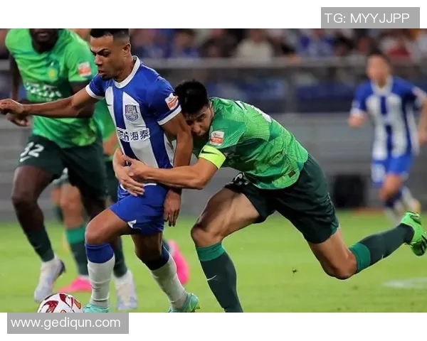 北京足球队战术引发热议球迷与专家观点交锋分析 北京足球队战术引发热议球迷与专家观点交锋分析