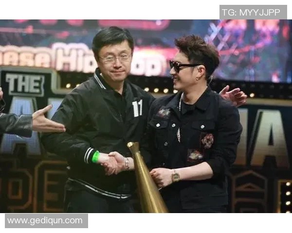 陈伟独家分享篮球心得与技巧助你提升球技的全面指南 陈伟独家分享篮球心得与技巧助你提升球技的全面指南