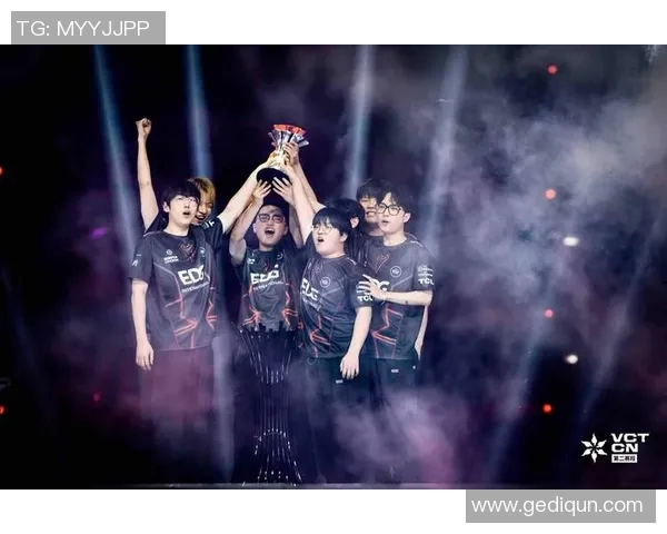 FPX在精英赛中的灵活性表现分析与战术解读 FPX在精英赛中的灵活性表现分析与战术解读