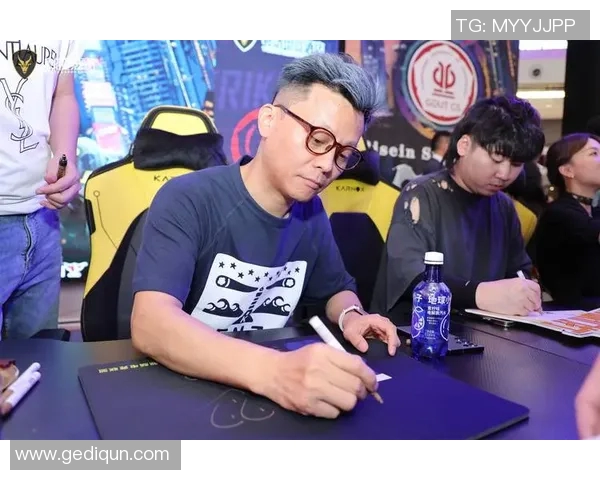 CSGO战术分析：深入探讨V5战队的包夹策略与执行细节