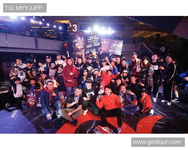 成都街舞队耐力对比深度解析与训练效果探讨 成都街舞队耐力对比深度解析与训练效果探讨